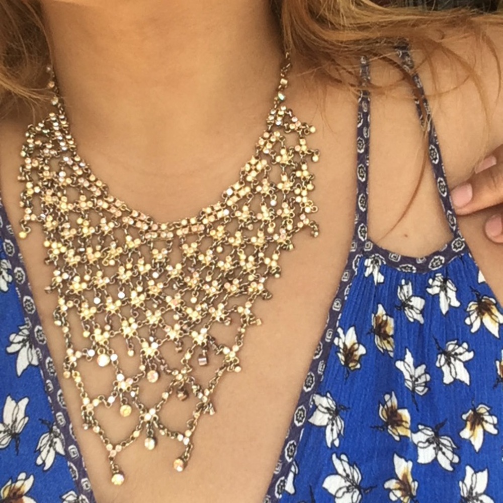 ✨✨beautiful vintage & authentic multi-gem collar✨✨